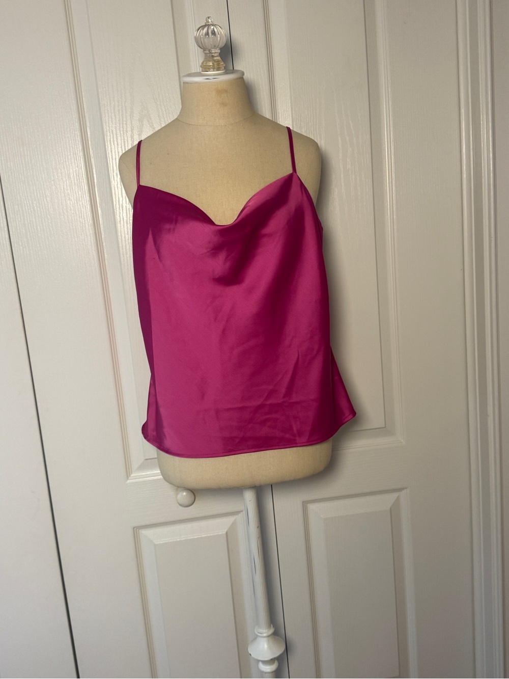 Banana Republic Satin Cowl Neck Camisole in Fuchsia XS